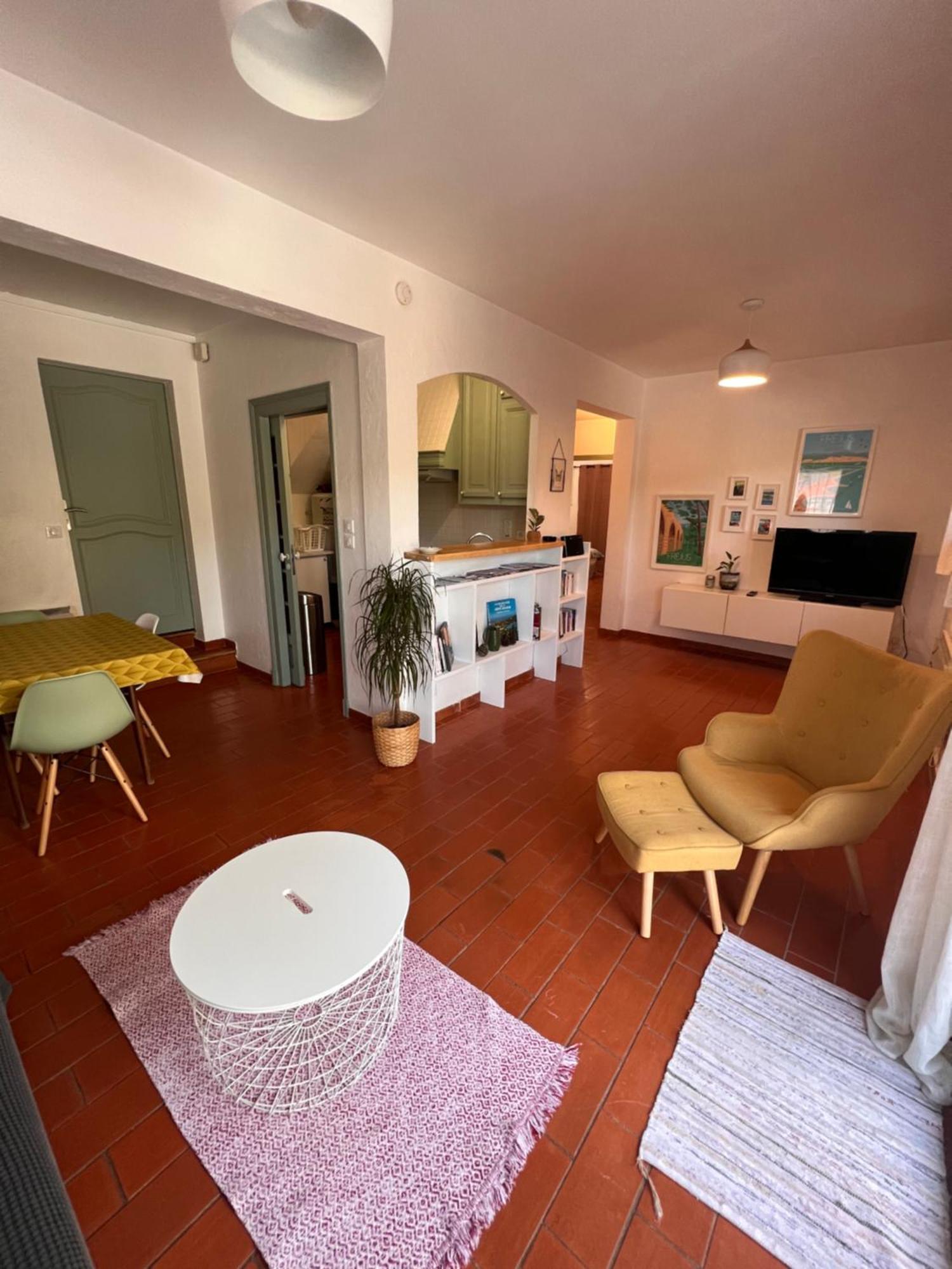 Simone, Appartement Maison, Quartier Calme, Grande Terrasse, Spa, Barbecue, 2 Chambres Fréjus Exteriör bild