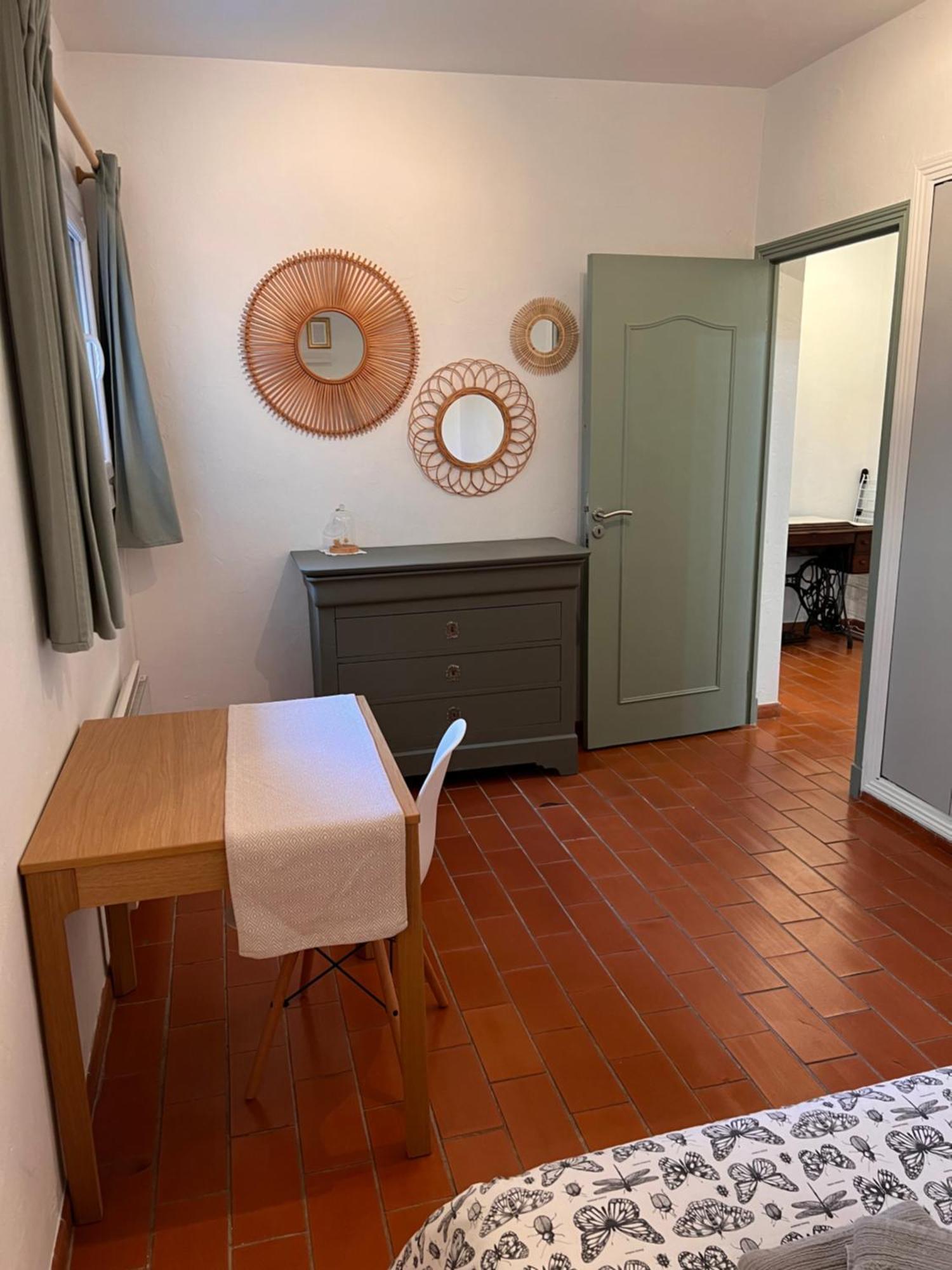 Simone, Appartement Maison, Quartier Calme, Grande Terrasse, Spa, Barbecue, 2 Chambres Fréjus Exteriör bild